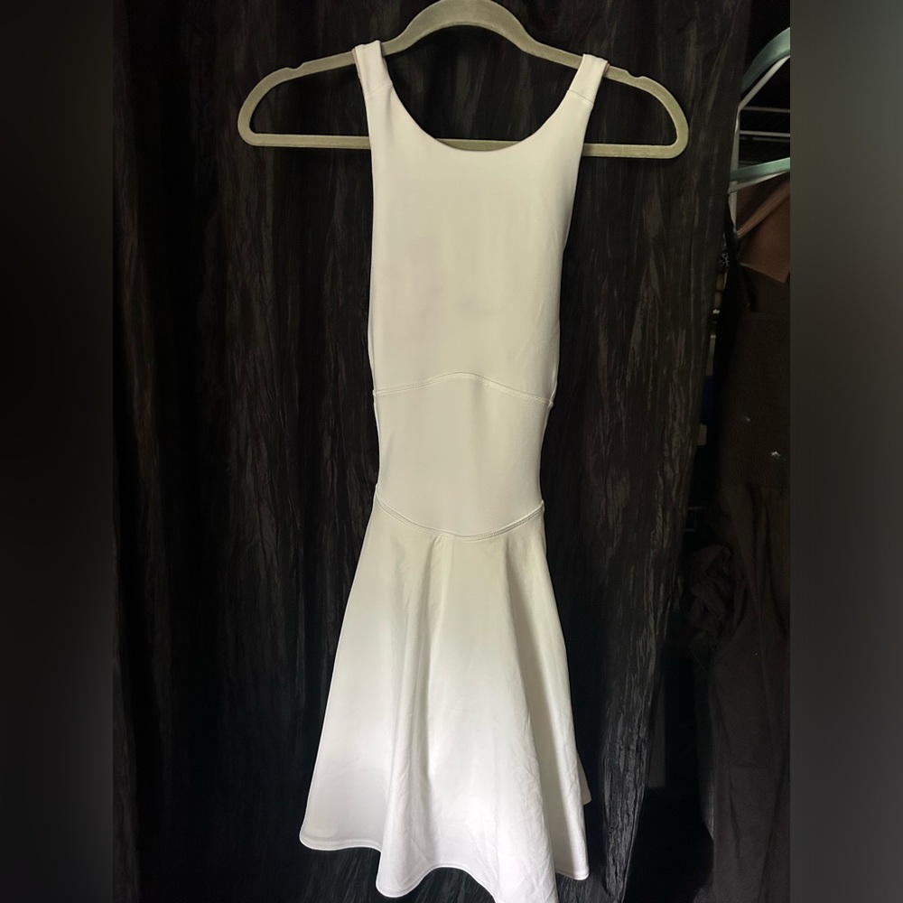 White Court Crush Lululemon Dress Size 4 - New With Tags